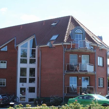 Residenz Rosengrund Mit Schwimmbad Und Sauna Busum Exterior photo