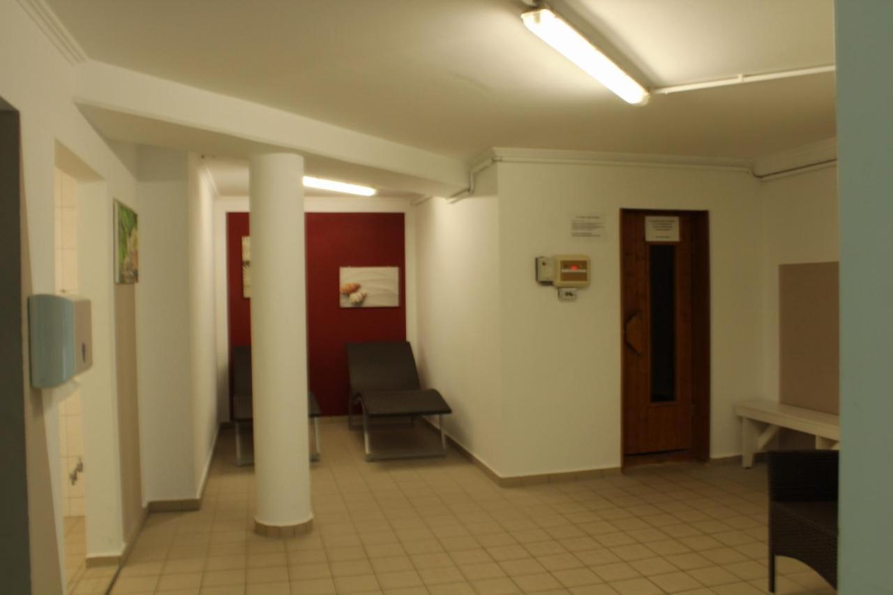 Residenz Rosengrund Mit Schwimmbad Und Sauna Busum Exterior photo
