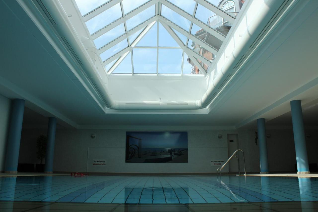 Residenz Rosengrund Mit Schwimmbad Und Sauna Busum Exterior photo