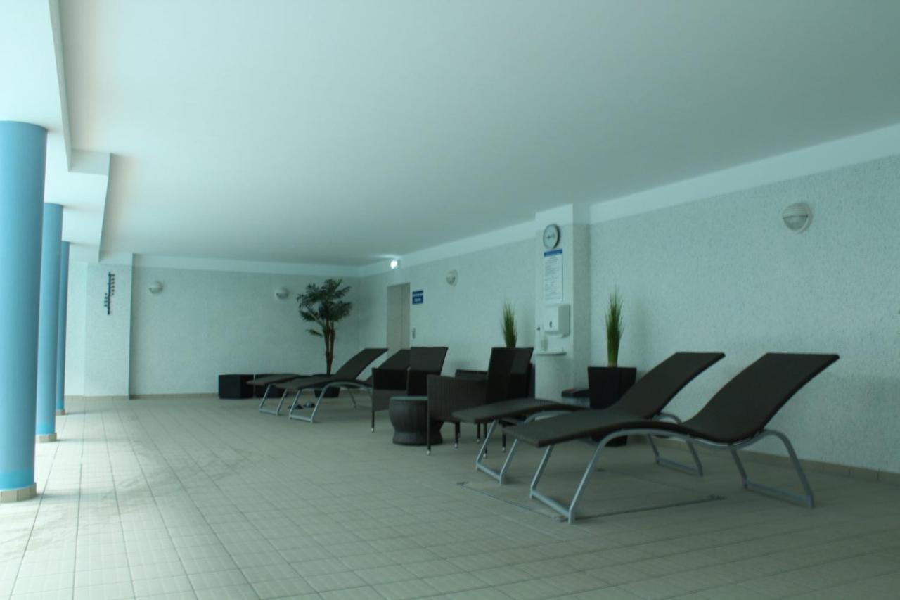 Residenz Rosengrund Mit Schwimmbad Und Sauna Busum Exterior photo