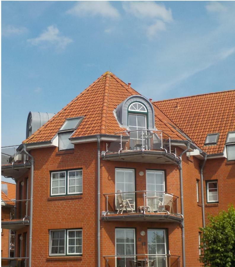Residenz Rosengrund Mit Schwimmbad Und Sauna Busum Exterior photo