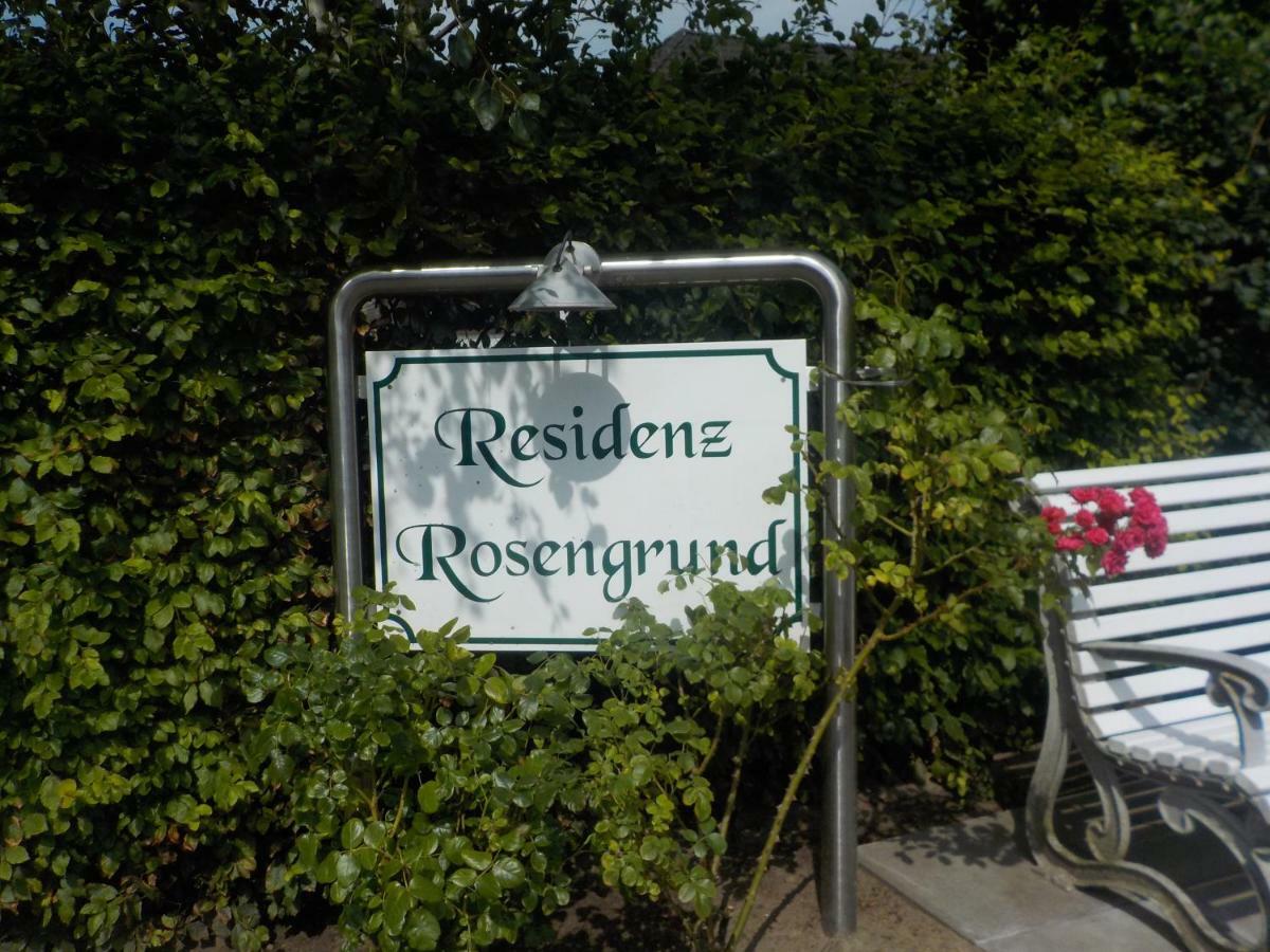 Residenz Rosengrund Mit Schwimmbad Und Sauna Busum Exterior photo